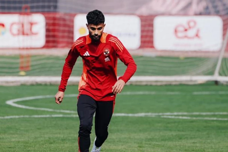 تطورات موقف أحمد رضا قبل مواجهة فاركو: تقرير حصري من مصدر بالأهلي