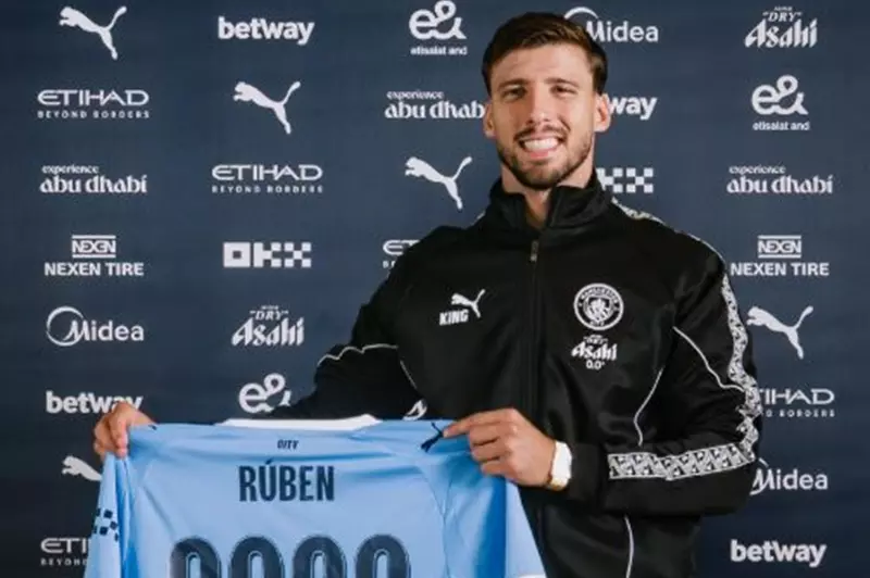 مانشستر سيتي يؤكد تمديد عقد روبن دياز حتى عام 2029 بشكل رسمي