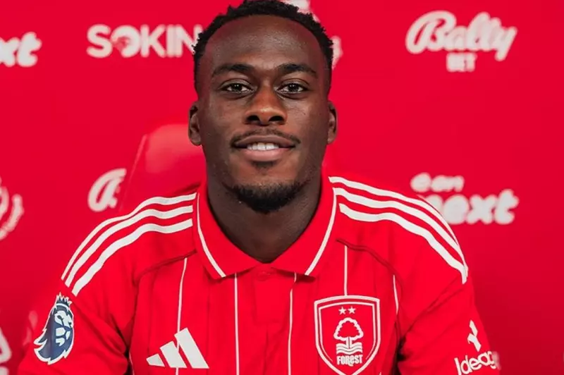 نوتينجهام فورست يعزز قوته بمهاجم رين أرنود كاليمويندو